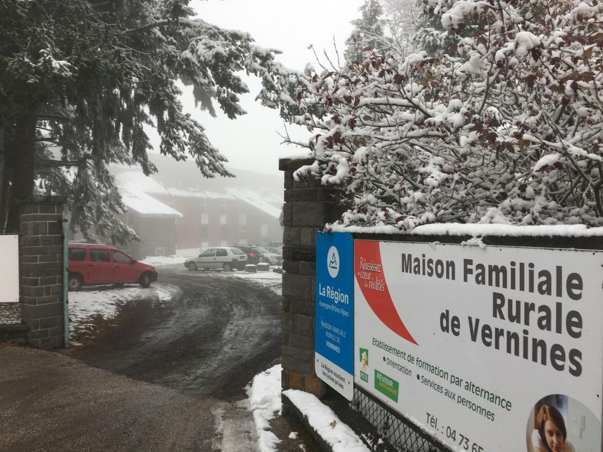 Gite Familial Et Rural Vernines Exterior foto